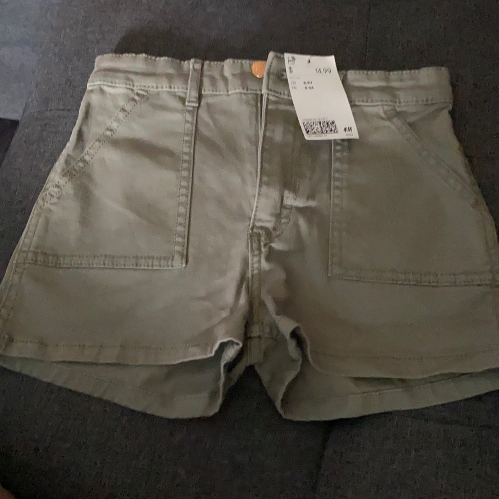 Girls olive green shorts. Brand new